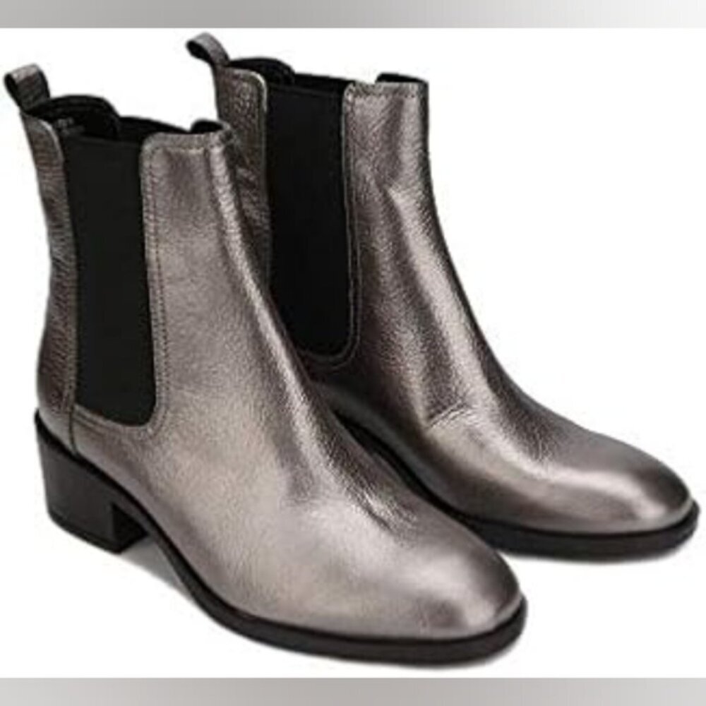 NWT Kenneth Cole Genuine Leather Brushed Metallic Chelsea Boots 8